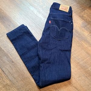 Levi Strauss high rise skinny jean